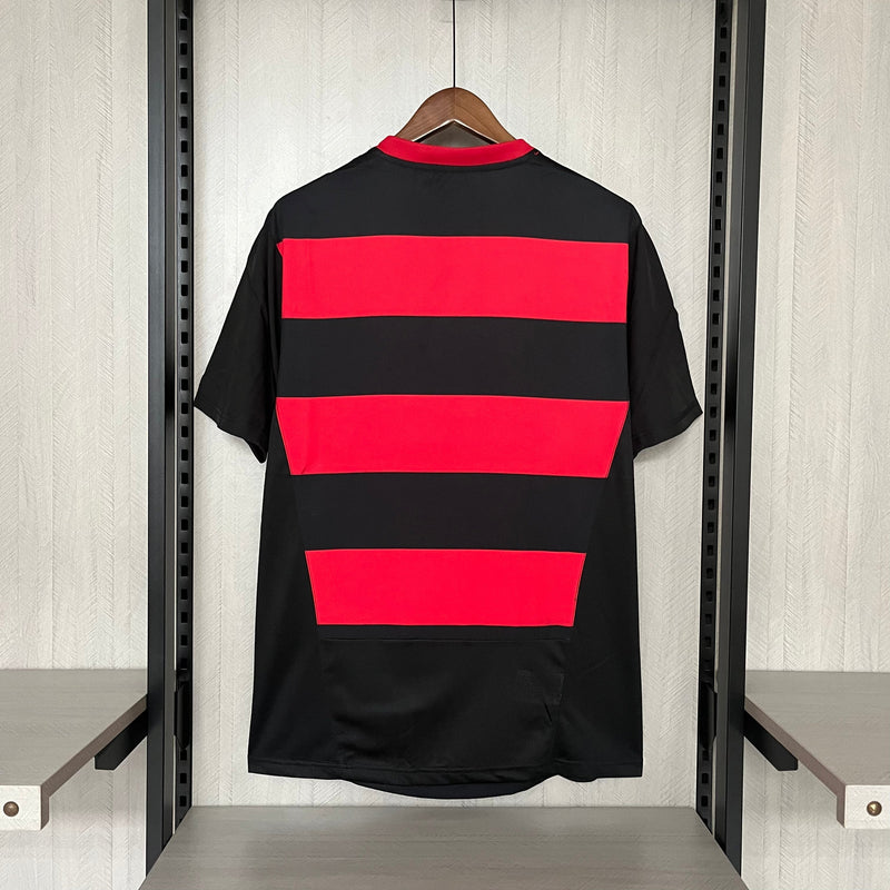 Camisa Flamengo Retrô 2005/06 - Vermelha e Preta