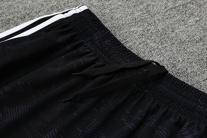 Short Treino - Juventus 23/24 - Preto Branco - Adidas